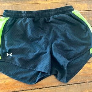 Underarmour ladies size S running shorts